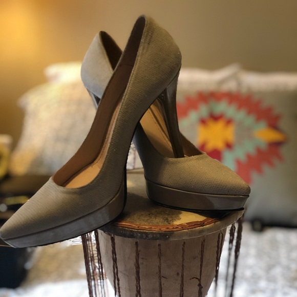 Stuart Weitzman platform heels - Picture 3 of 7